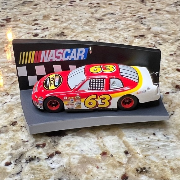 Nascar Hallmark Ornament THE RACE IS ON Magic- Has Sound - Includes Batteries - Picture 2 of 8